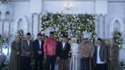Plt. Bupati Lampung Tengah Hadiri Resepsi Pernikahan Gus Ifad dan Ning Najwa, Pererat Silaturahmi